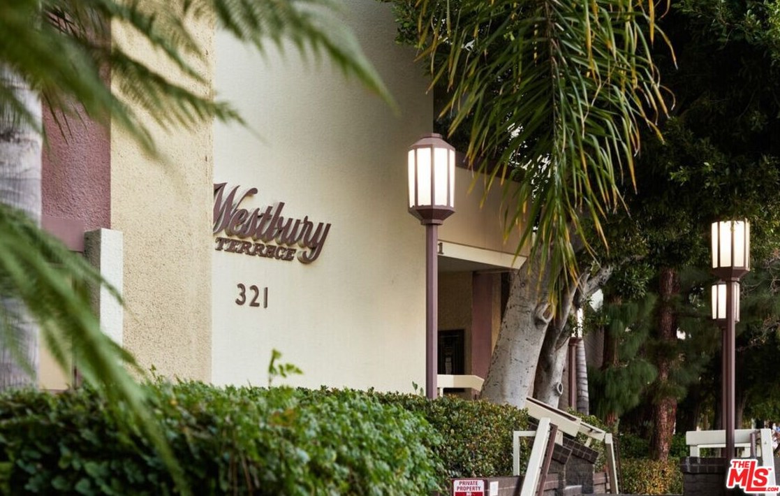 321 S San Vicente Blvd #504, Los Angeles, CA 90048
