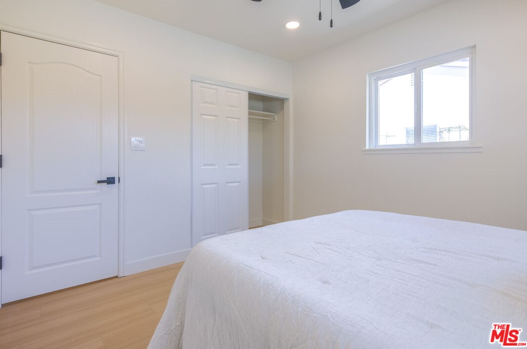 2433 238 St, Torrance CA  90505-4510 exterior