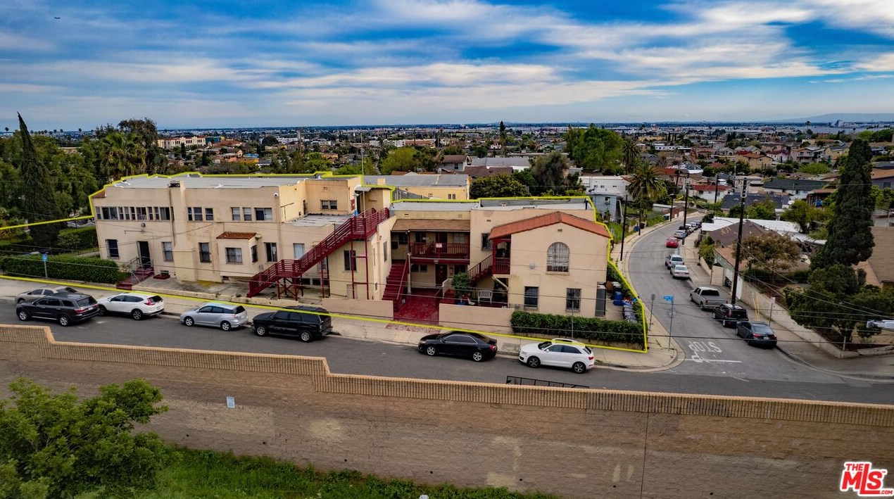 3860 Eagle St, Los Angeles CA  90063-1540 exterior