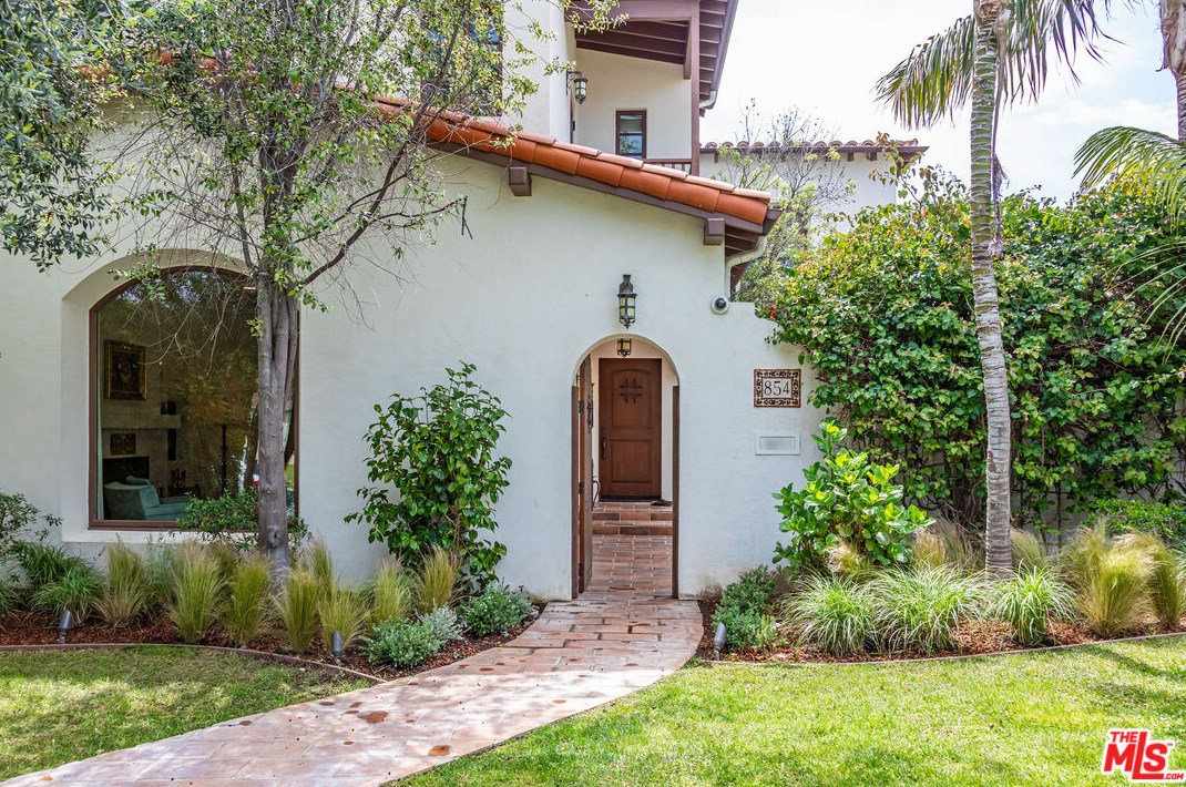 854 23rd St, Santa Monica, CA 90403