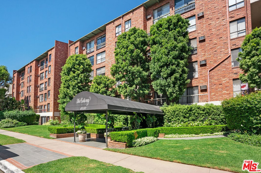 1440 Veteran Ave, Los Angeles CA  90024-4838 exterior
