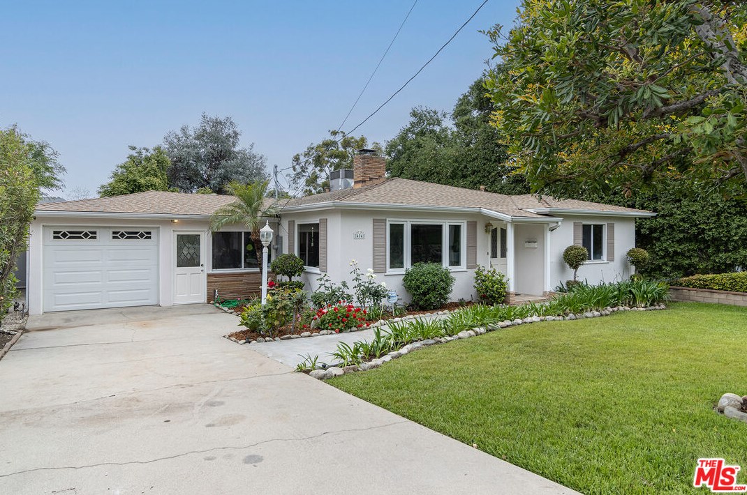 404 E Greystone Ave, Monrovia, CA 91016