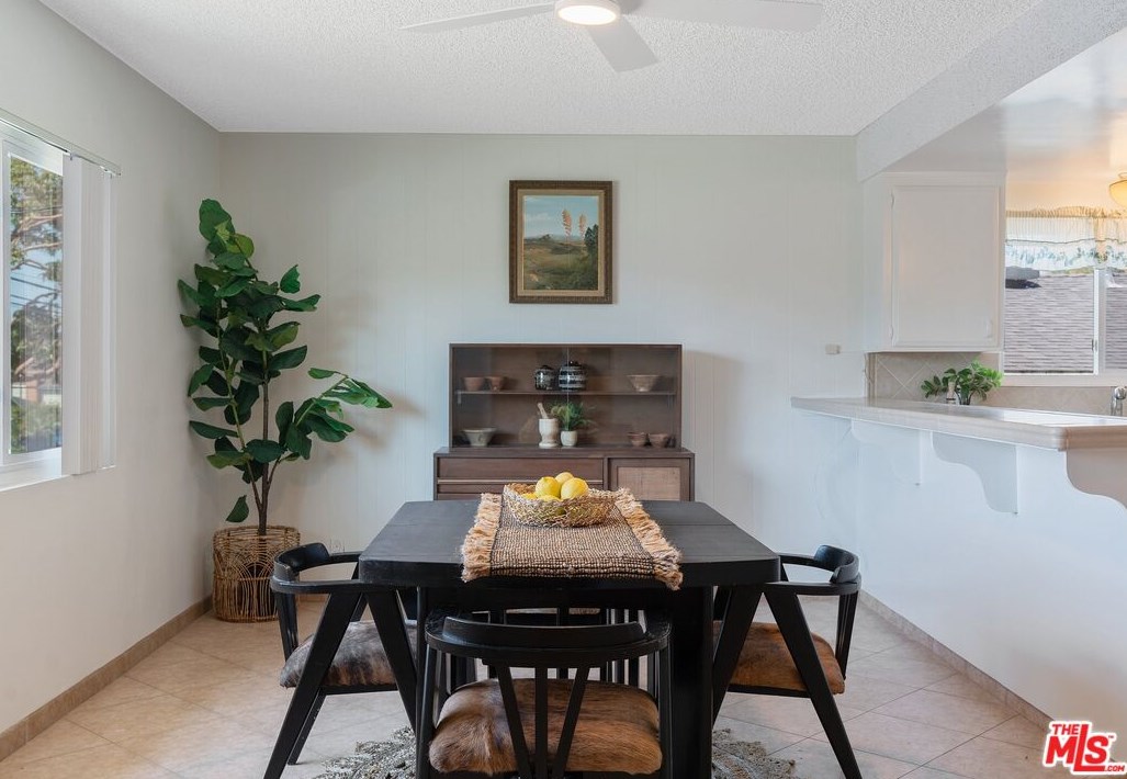 1505 Mariposa Ave, El Segundo CA 90245-3229 exterior