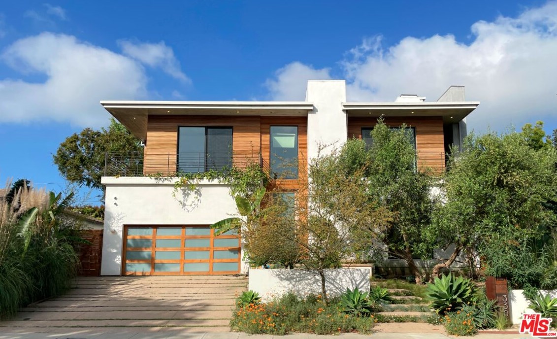 3301 Keeshen Dr, Los Angeles, CA 90066-1917