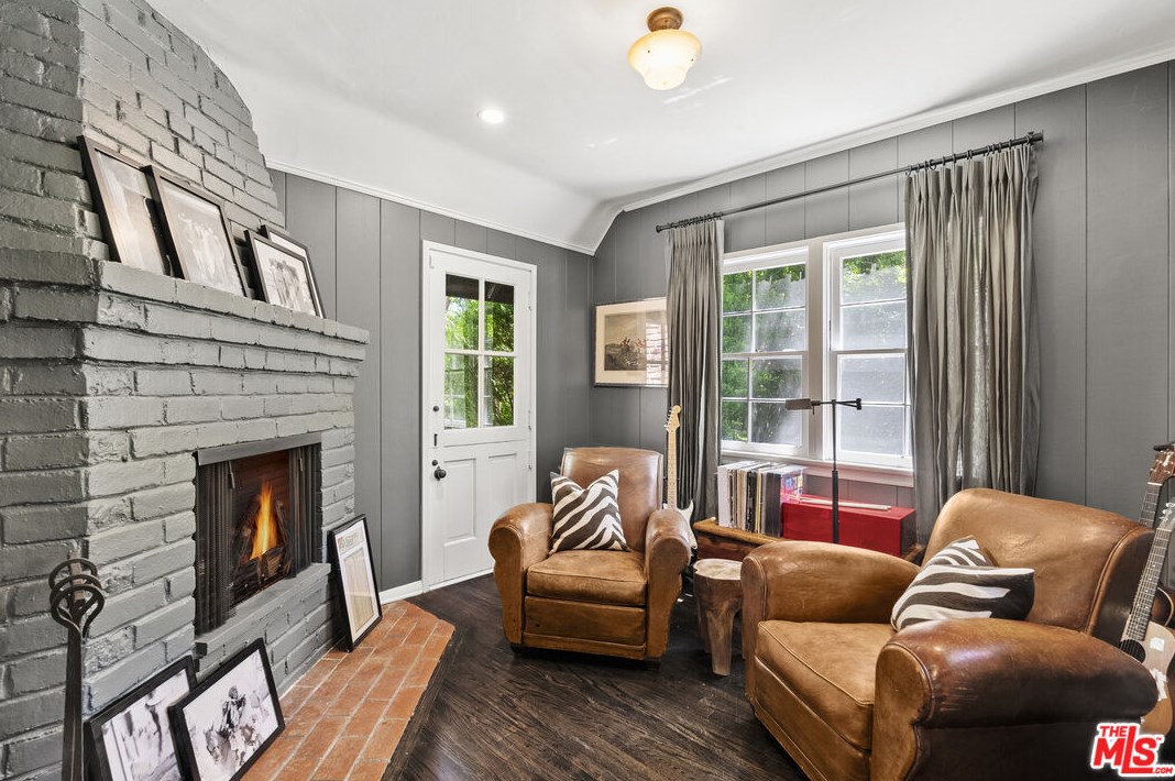 7613 Willow Glen Rd, Los Angeles CA  90046-1655 exterior