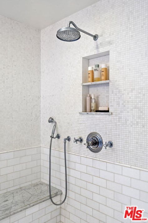 7613 Willow Glen Rd, Los Angeles CA  90046-1655 exterior