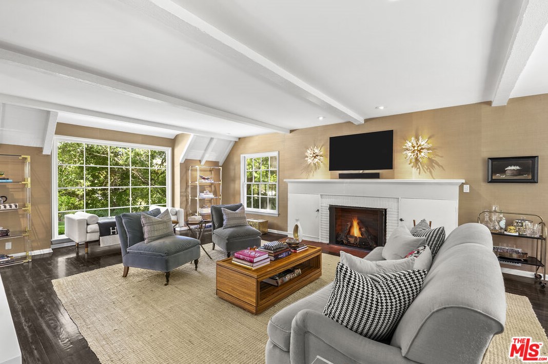 7613 Willow Glen Rd, Los Angeles CA  90046-1655 exterior