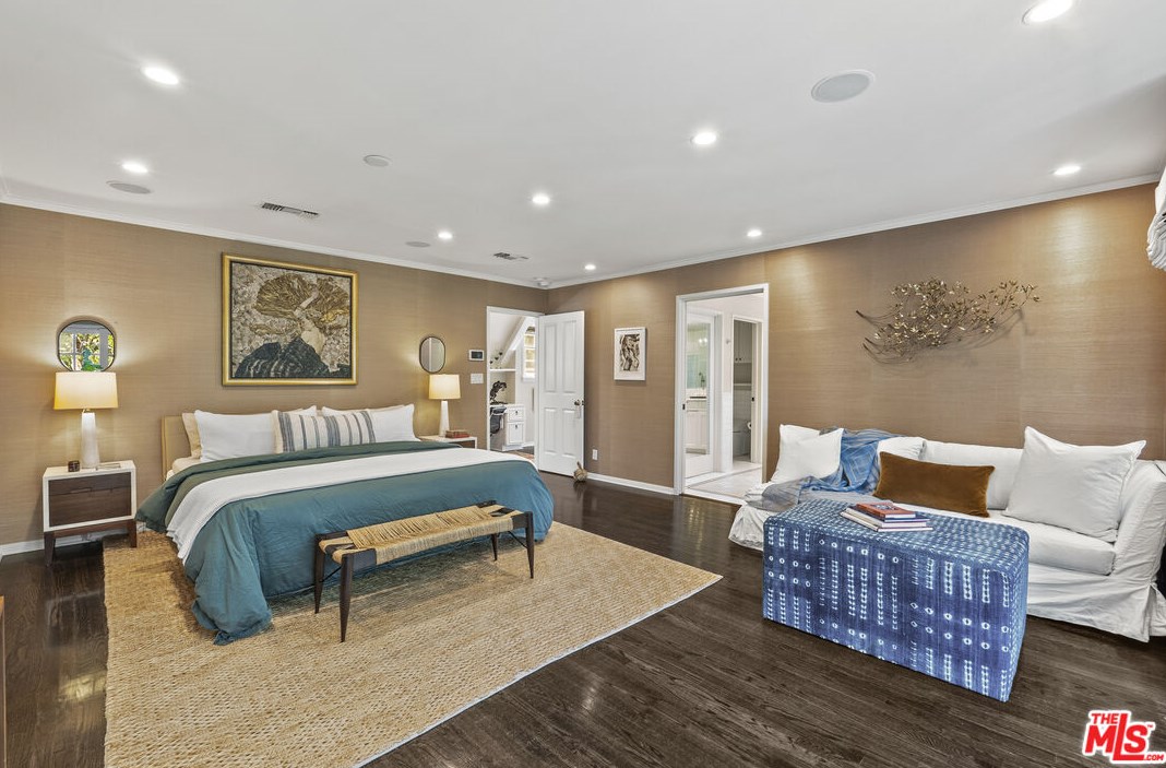 7613 Willow Glen Rd, Los Angeles CA  90046-1655 exterior