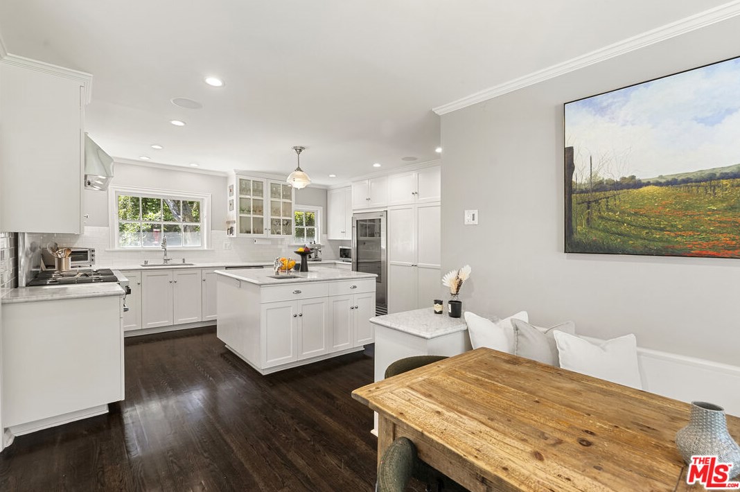 7613 Willow Glen Rd, Los Angeles CA  90046-1655 exterior