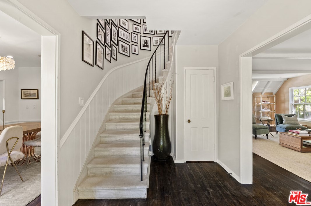 7613 Willow Glen Rd, Los Angeles CA  90046-1655 exterior