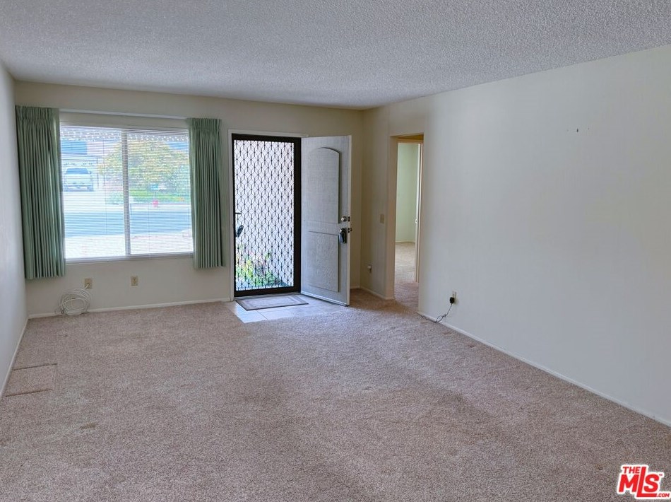 1540 Highridge Dr, Oceanside, CA 92056-3046