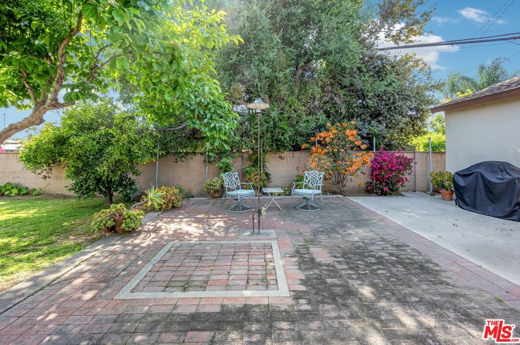 333 Nora Ave, West Covina CA  91790-1517 exterior