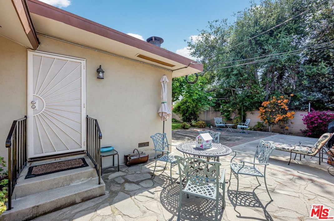 333 Nora Ave, West Covina CA  91790-1517 exterior
