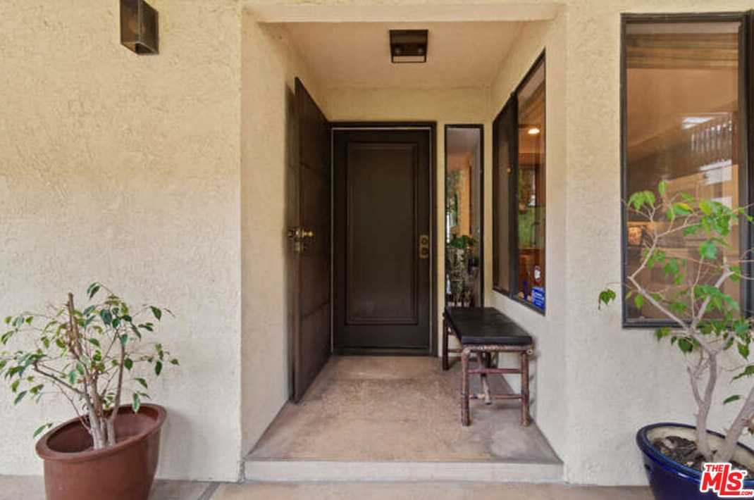 4835 Anaheim St, Long Beach, CA 90804-3254
