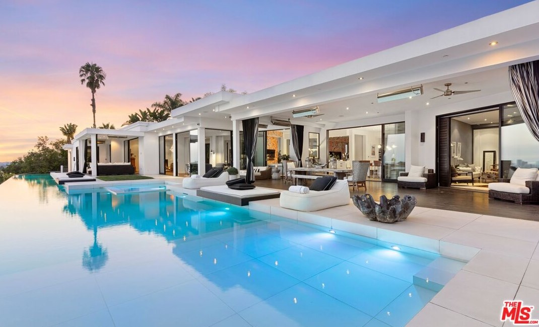 1240 Shadow Hill Way, Beverly Hills, CA 90210-2234