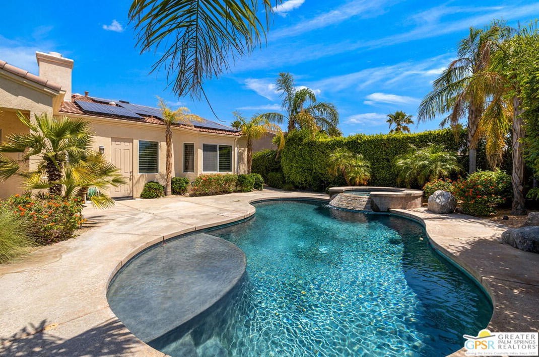 68455 Madrid Rd, Cathedral City, CA 92234-4870