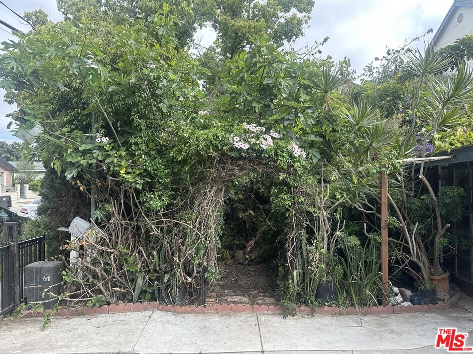 1470 Orizaba Ave, Long Beach, CA 90804