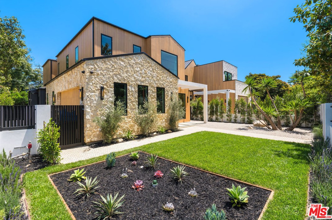 4554 Wortser Ave, North Hollywood, CA 91604