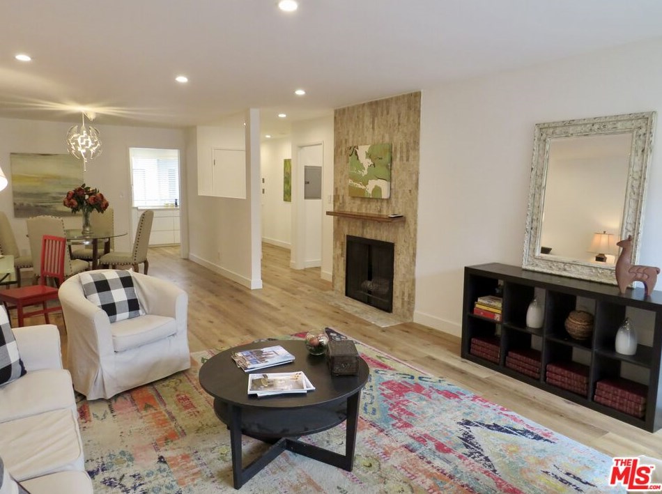 2320 Bentley Ave, Los Angeles CA  90064-3101 exterior