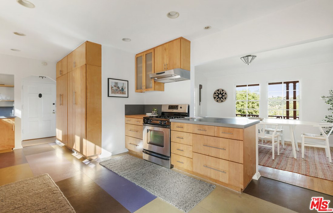 201 Wayland St, Los Angeles CA  90042-3539 exterior