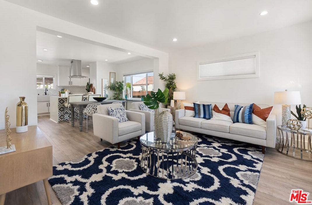 3201 59th Pl, Los Angeles CA  90043-3154 exterior