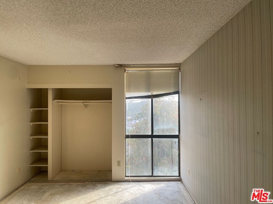 6924 Hyde Park Dr #310, San Diego, CA 92119