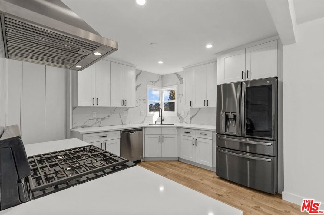 1848 Seigneur Ave, Los Angeles CA  90032-4026 exterior