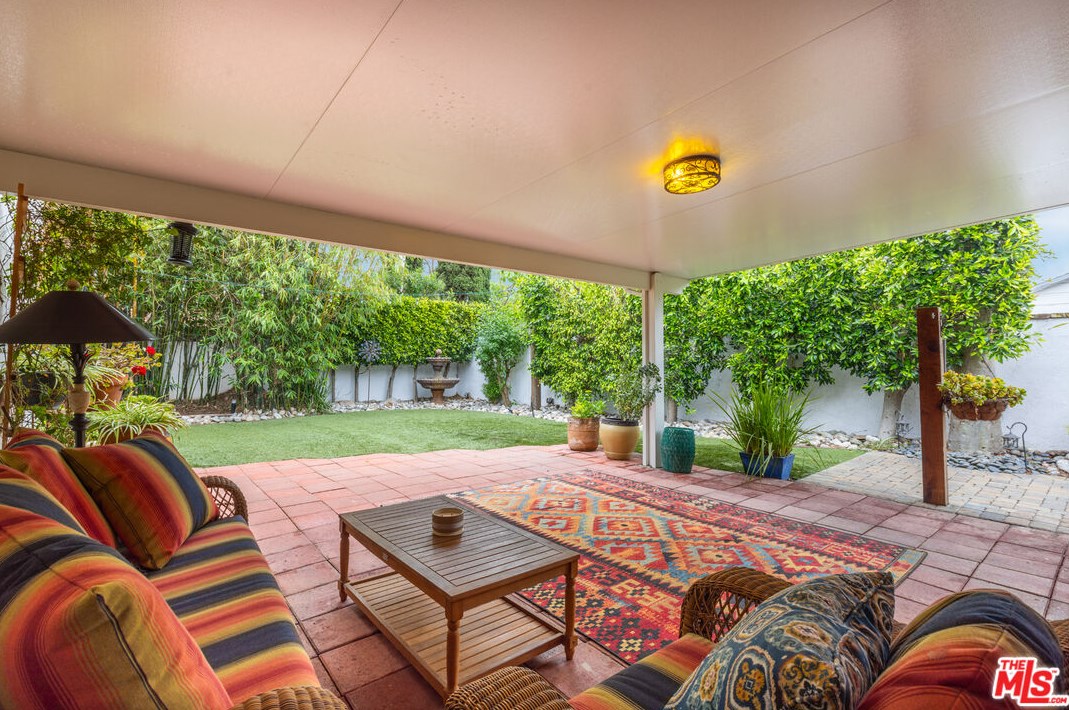 11348 Mccune Ave, Los Angeles CA  90066-3637 exterior