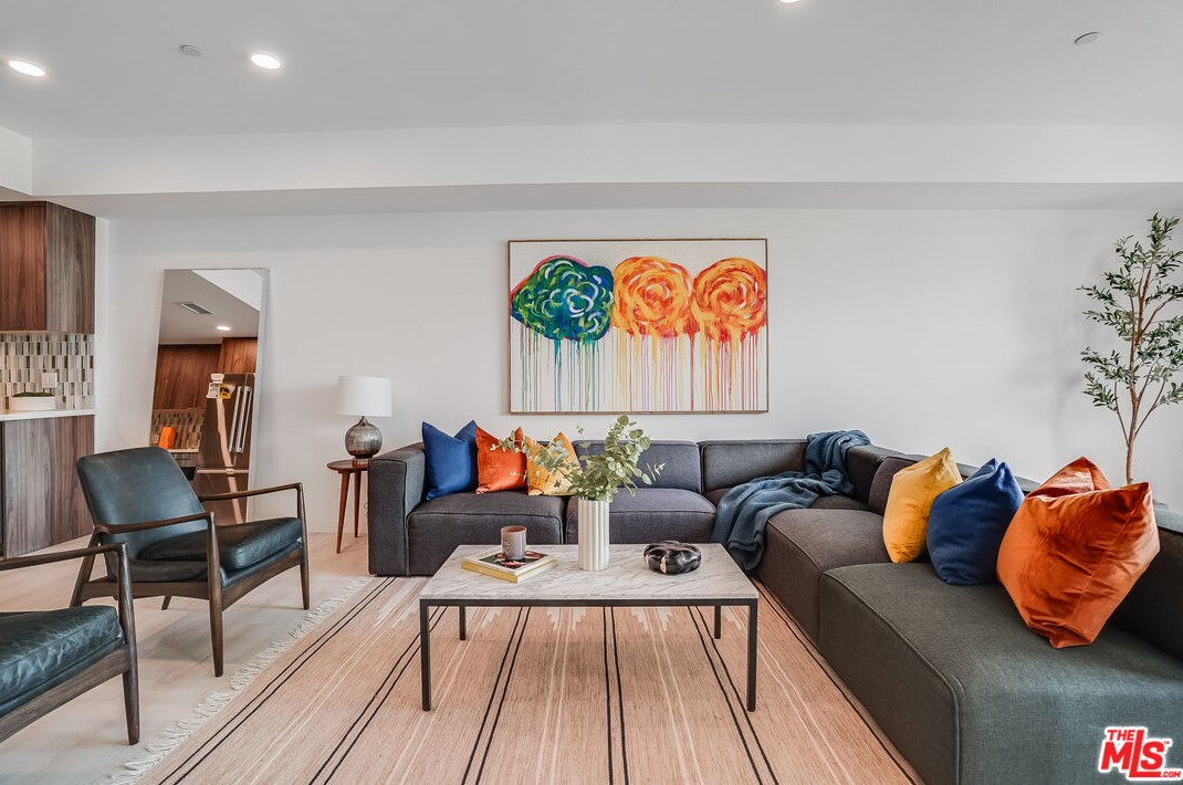 1021 S Shenandoah St #502, Los Angeles, CA 90035