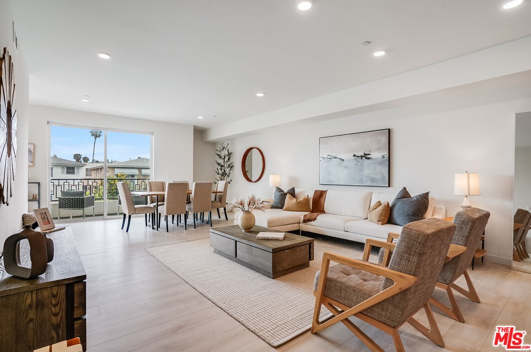 1021 S Shenandoah St #501, Los Angeles, CA 90035