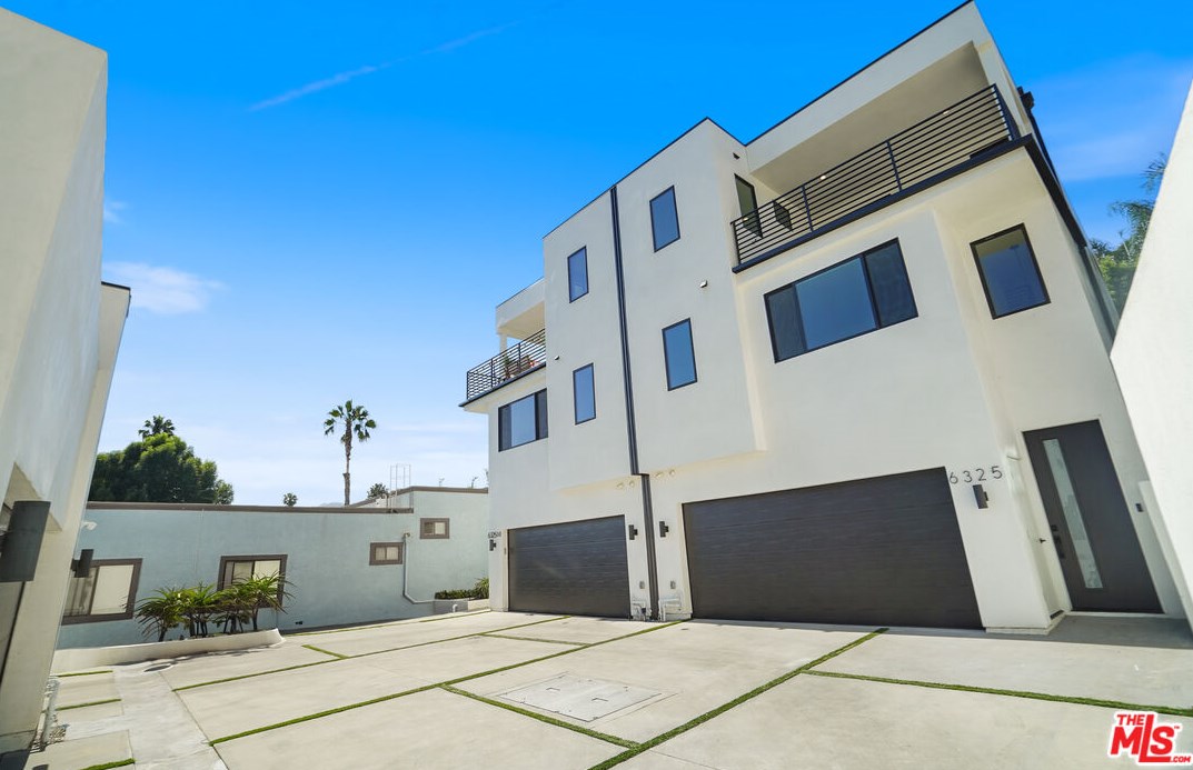 6325 Primrose Ave, Los Angeles, CA 90068-2887