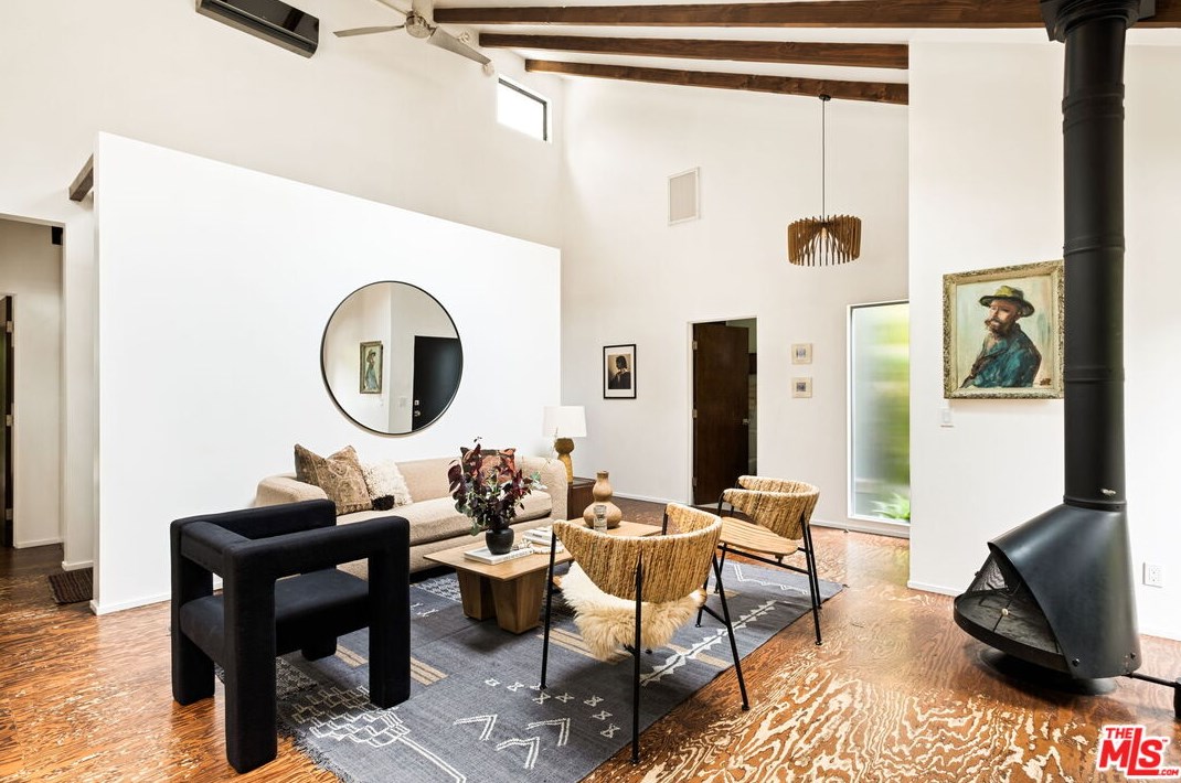 2174 Stanley Hills Dr, Los Angeles CA  90046-1530 exterior