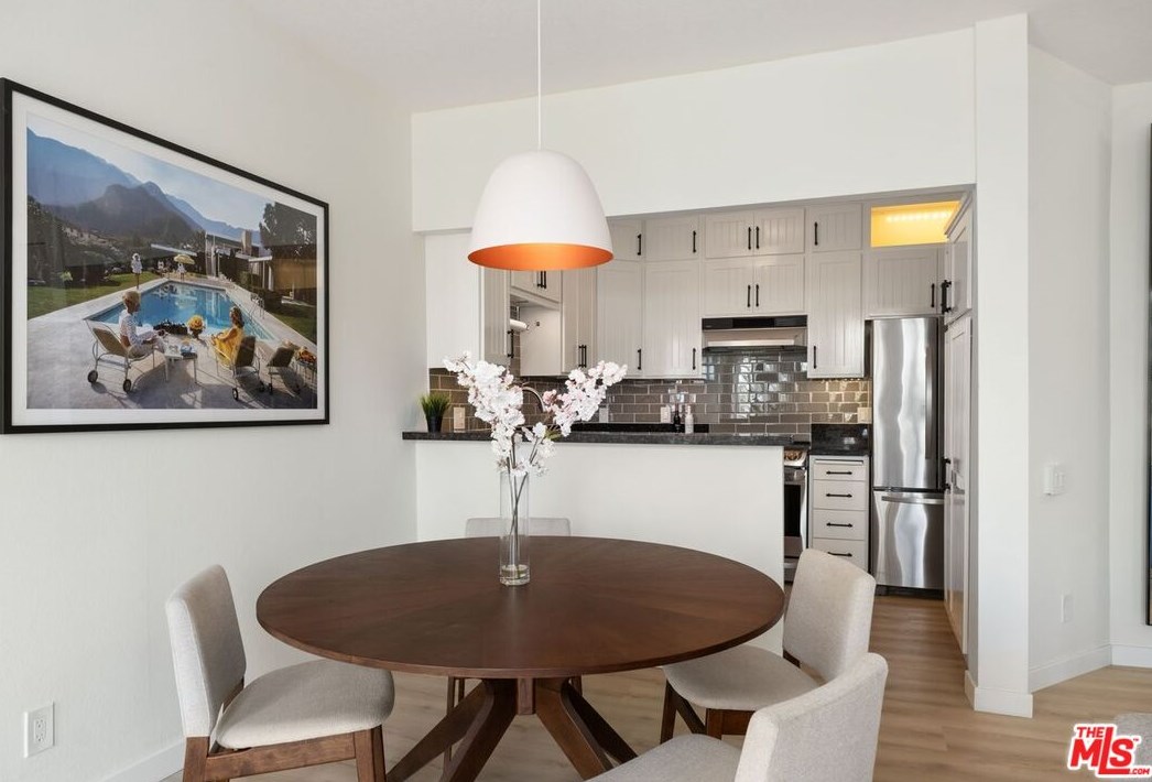 8960 Cynthia St #208, Los Angeles, CA 90069