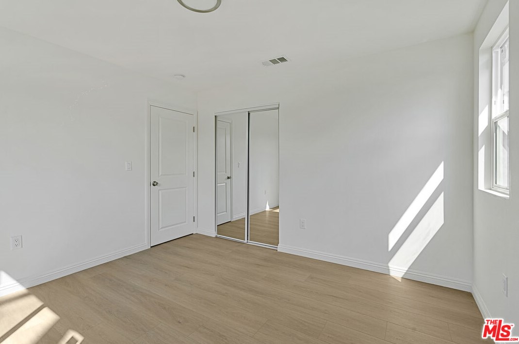 3019 Palm Grove Ave, Los Angeles CA  90016-2336 exterior