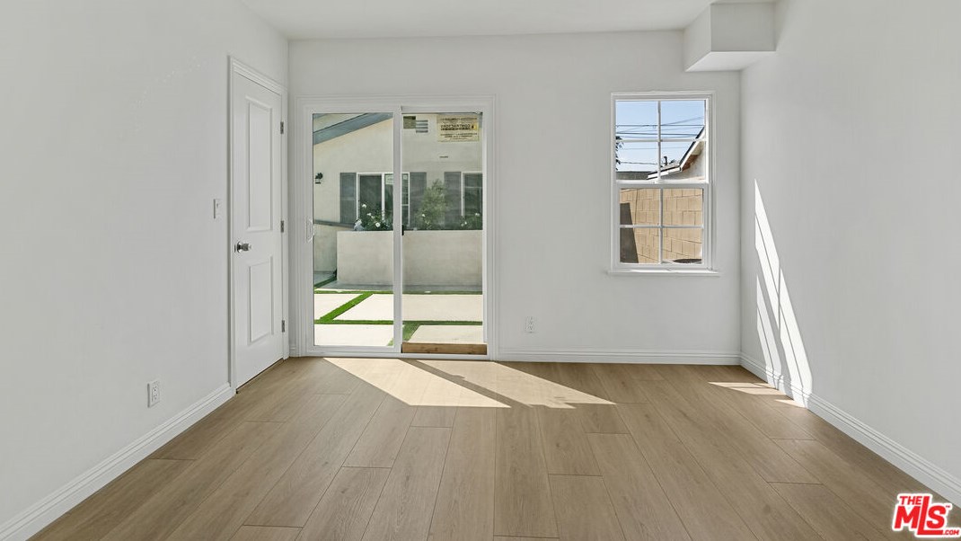 3019 Palm Grove Ave, Los Angeles CA  90016-2336 exterior