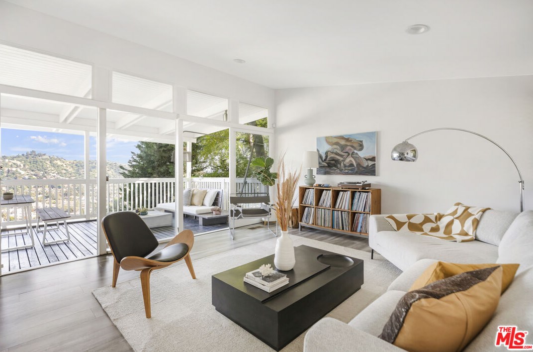 4560 Starling Way, Los Angeles, CA 90065-5004