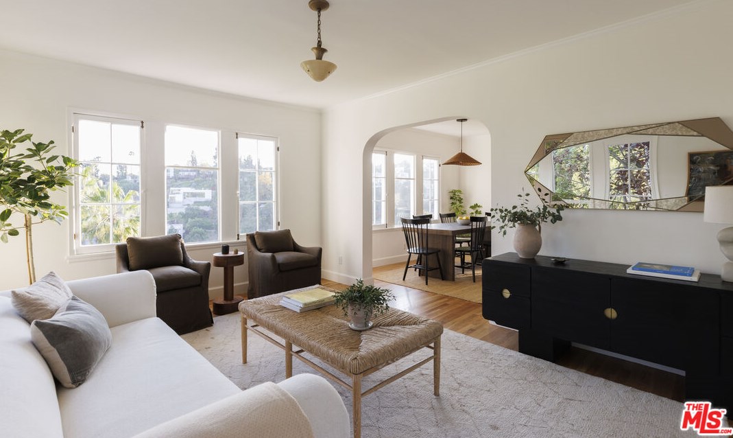 434 Crane Blvd, Los Angeles CA  90065-5053 exterior