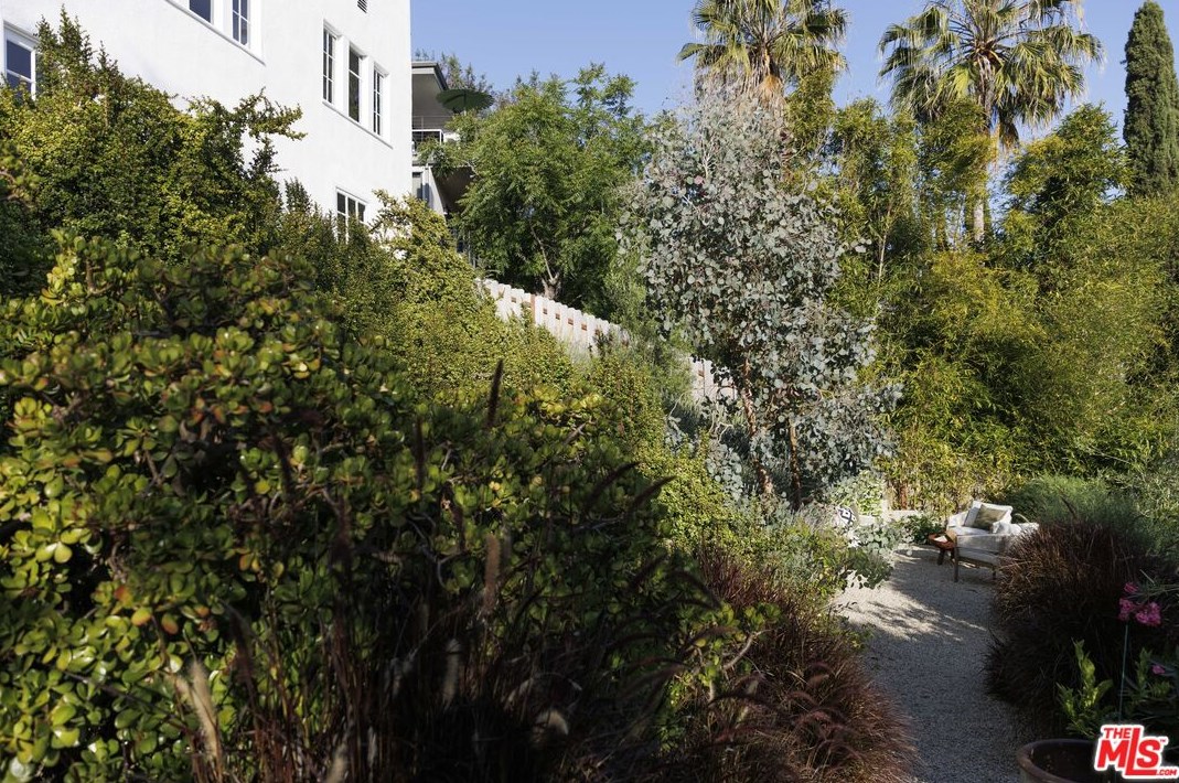 434 Crane Blvd, Los Angeles CA  90065-5053 exterior