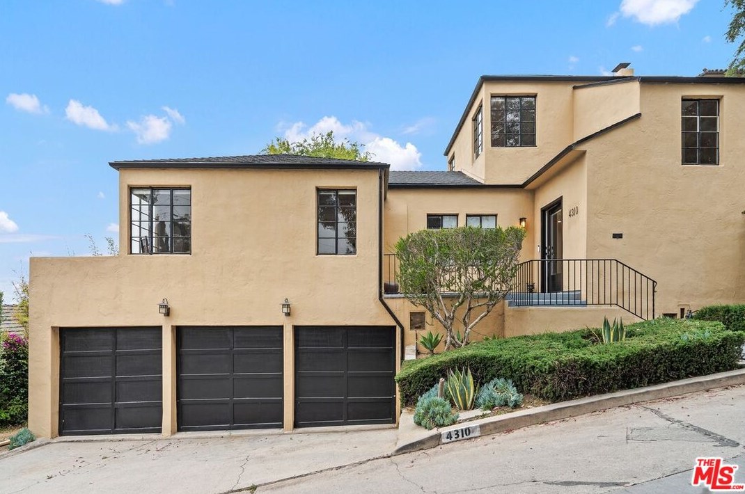 4310 Cedarhurst Cir, Los Angeles, CA 90027-2107