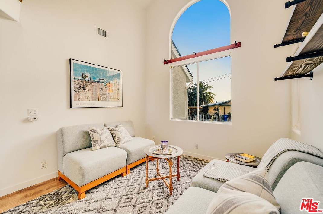 2506 Thomas St, Los Angeles CA  90031-2820 exterior