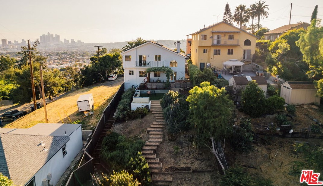 2506 Thomas St, Los Angeles CA  90031-2820 exterior