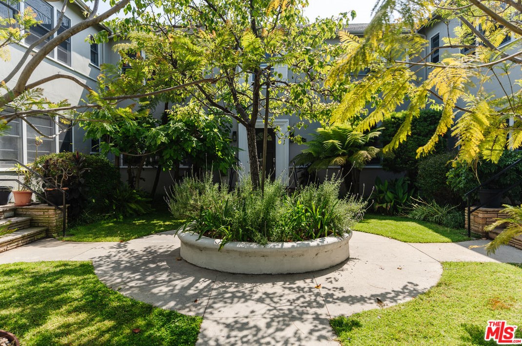 2264 29th St, Santa Monica, CA 90405-2055