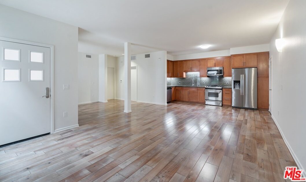 128 Orange Ct, Monrovia, CA 91016