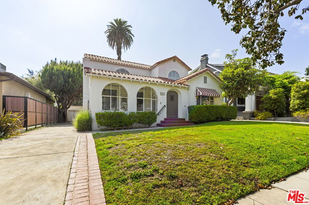 2043 Berendo St, Los Angeles, CA 90027-1906