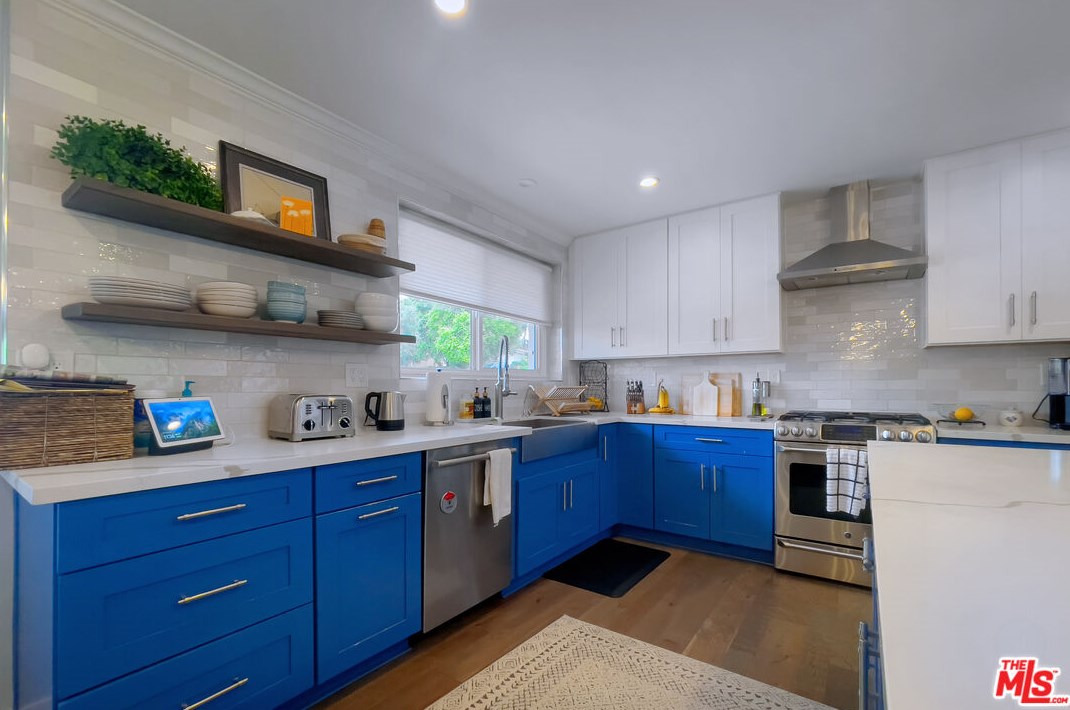 29504 Stonecrest Rd, Palos Verdes Estates CA  90275-5712 exterior