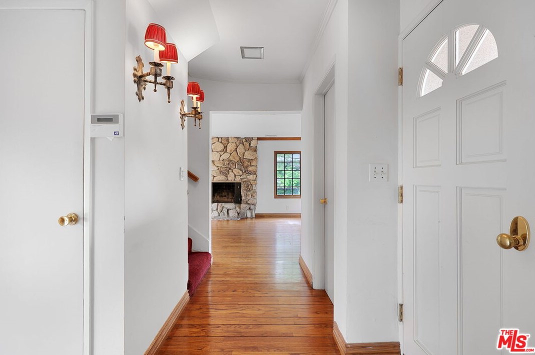 2445 Nalin Dr, Los Angeles CA  90077-1806 exterior