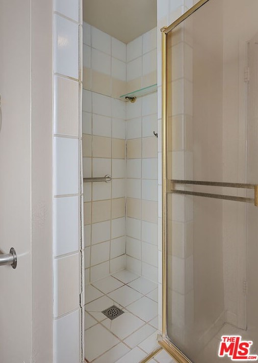 2445 Nalin Dr, Los Angeles CA  90077-1806 exterior