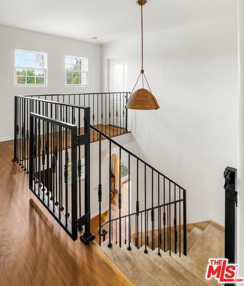 420 Bentley Ave, Los Angeles CA  90049-3513 exterior
