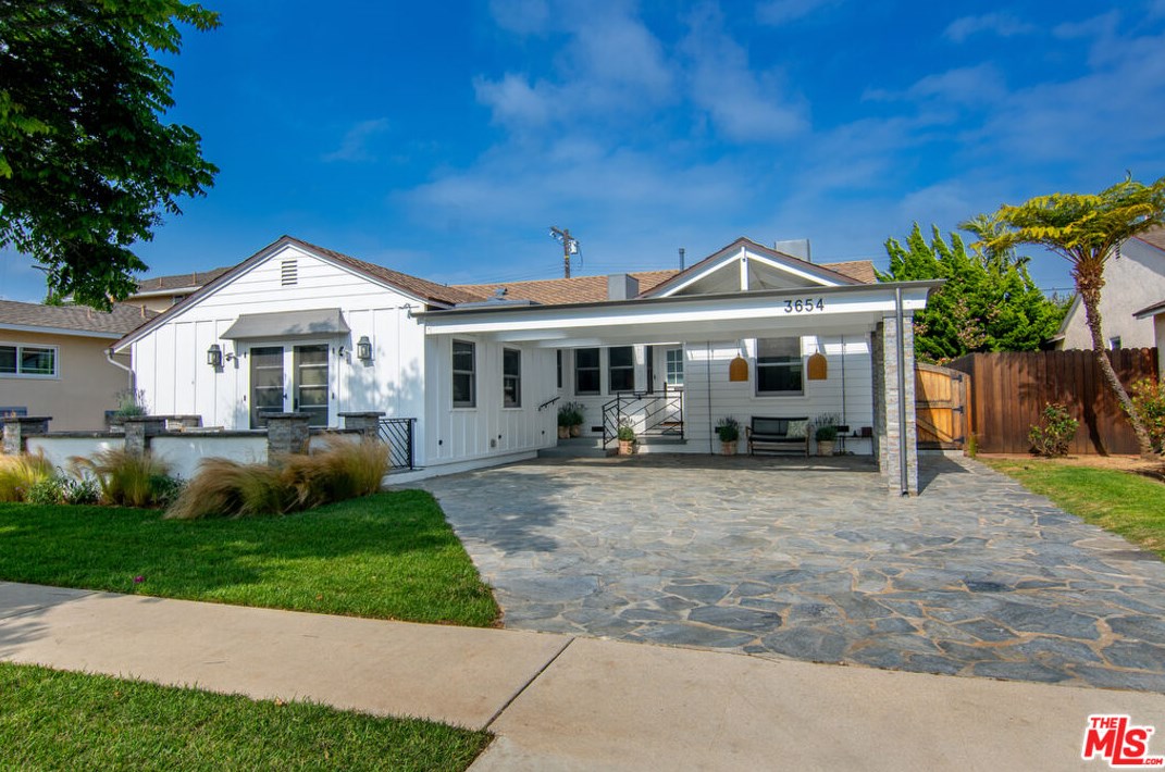 3654 Coolidge Ave, Los Angeles, CA 90066-3310