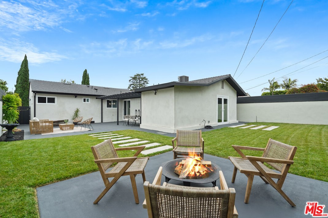 3582 Kelton Ave, Los Angeles CA  90034-5506 exterior